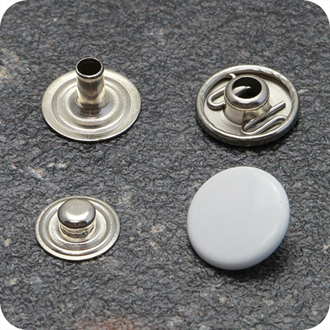 legatoria Bottoneautomaticoapressionetipo S BIANCO, testa diametro 12.4 mm. Il bottone  composto da 4 pezzi*.