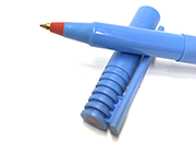 gbc Uni-ball Medium Fine Point Rolling Pen ROSSO. Inchiostro liquido pigmentato. Punta da 0,7mm MIU3