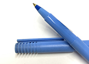gbc Uni-ball Medium Fine Point Rolling Pen BLU. Inchiostro liquido pigmentato. Punta da 0,7mm.
