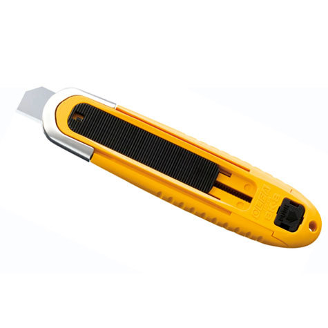 gbc Cutter Olfa ANTINFORTUNISTICO apricartoni SK-8 con sistema auto-retrattile della lama composto da una potente molla di ritorno, che scongiura le possibilit di ferita durante i lavori di taglio. Prodotto brevettato in regola con la normativa antinfortunistica 626. Corpo del cutter in ABS rinforzato con 20% di fibra di vetro. Protezione posteriore in alluminio fuso rinforzato per lavori sotto sforzo e cuscinetto in gomma antiscivolo, per assicurare una maggior presa. Utilizzabile indifferentemente da mancini o destrorsi. Lunghezza: 149mm, altezza lama: 18mm. Adatto a lame di ricambio SKB-8. Prodotto originale giapponese, MADE IN JAPAN.
