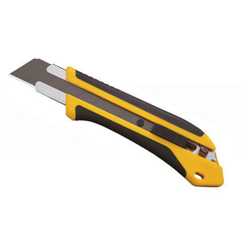 gbc Cutter Olfa XH-AL cutter Extra Heavy-Duty con lama brunita Excel Black ad alte prestazioni. Ideale per il taglio di cuoio, gomma, compensato, cartongesso, pannelli di rivestimento e materiali isolanti e comunque dove  necessario che il cutter resista allaggressione degli acidi. Corpo del cutter in polipropilene rinforzato con 10% di fibra di vetro. Rivestimento in elastomero per unimpugnatura antiscivolo Comfort-Grip. Design ergonomico Advanced Model. Lunghezza: 185mm, altezza lama: 25mm. Sistema di bloccaggio automatico della lama. Compatibile con lame di ricambio HB, HBB, HSWB. Prodotto originale giapponese. MADE IN JAPAN.