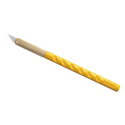 gbc Cutter Olfa ART KNIFE ideale per l' utilizzo nelle arti grafiche, hobbystica, bricolage, fai da te, sia per il consumatore finale, sia per applicazioni nell' industria. Fornito con 25 lame di ricambio. Lamette super-affilate in acciaio speciale con durata quattro volte superiore alla media. Prodotto originale giapponese, MADE IN JAPAN.
