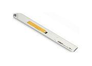 gbc Cutter per tagli di precisione TS-1 ideale per collage e incisioni artistiche, consente il taglio di una singola pagina di quotidiani e riviste. Grazie al comando Auto Pressure  possibile tagliare solo il primo di due fogli sovrapposti. Molla incorporata per stabilizzare la pressione di taglio sulla lama. Compatibile con lamette TSB-1. Prodotto originale giapponese, MADE IN JAPAN NIJTS1