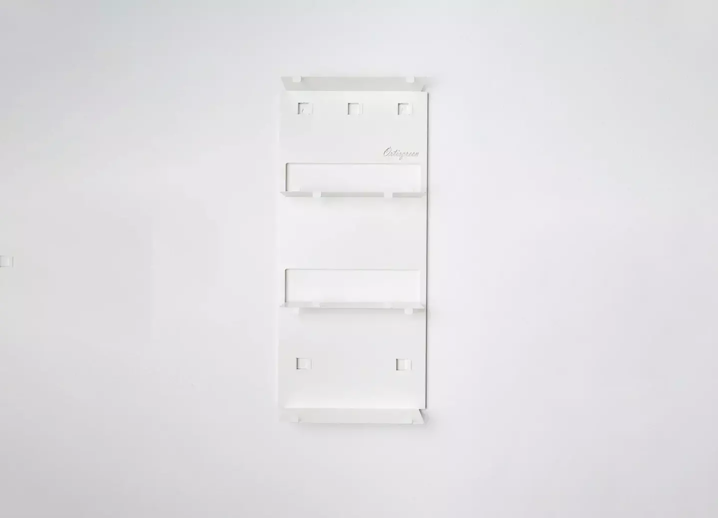 gbc HOH! Telaio x3moduliVerticali BIANCO Giardino verticale componibile. Telaio per comporre tre moduli in verticale. Moduli esclusi..