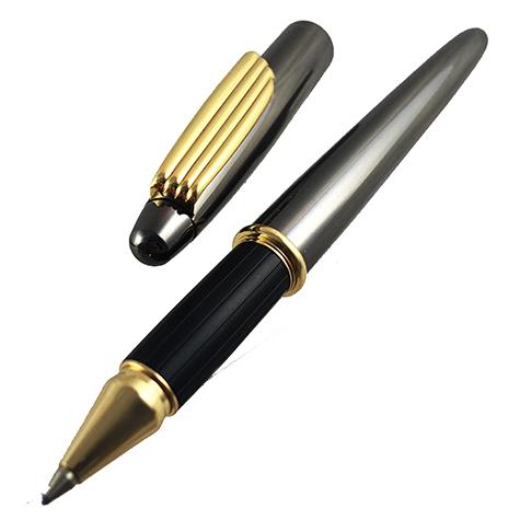 gbc Penna biro OSAMA metal-collection ANTRACITE Fusto in metallo colorato ANTRACITE, placcata in oro. Da collezione, Dimensioni: 10x140mm. completa di astuccio in ferro.