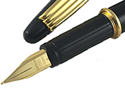 gbc Penna stilografica OSAMA metal-collection NERO Pennino Iridium Point Germany originale. Fusto in metallo colorato NERO, placcata in oro. Da collezione, Dimensioni: 10x140mm. completa di astuccio in ferro OSA54sn