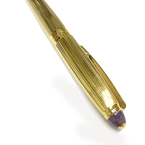 gbc Penna stilografica mini OSAMA ORO Pennino Iridium Point Germany originale. Fusto metallico, placcata in oro. Tappo con pietra VIOLA. Da collezione, Dimensioni: 10x110mm. completa di astuccio.