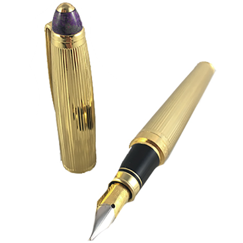 gbc Penna stilografica mini OSAMA ORO Pennino Iridium Point Germany originale. Fusto metallico, placcata in oro. Tappo con pietra VIOLA. Da collezione, Dimensioni: 10x110mm. completa di astuccio.