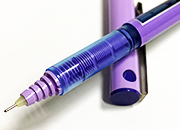 gbc Roller Hi-Tecpoint V5 VIOLA Punta extrafine 0,5mm, ad inchiostro liquido per un flusso preciso e costante del tratto.