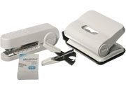 gbc SET Skrebba Skre-Office-Set contiene un perforatore skre-dos, un levapunti skre-krall, una cucitrice skre-star e una scatola di punti 24/6. MADE IN GERMANY.