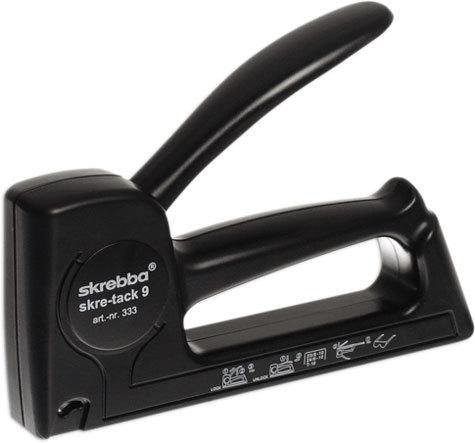 gbc Puntatrice Skrebba Skre-Tack 9, struttura in plastica utilizza i punti serie 23-6, 23-8, 23-10, 24-6, 24-8, 24-10s. Carica fino a 150 punti. MADE IN GERMANY.