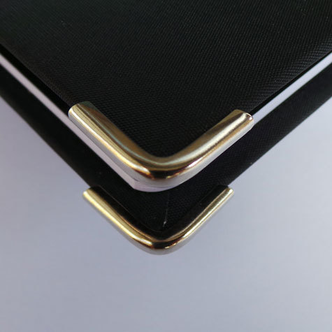 legatoria Angolino metallico bianco 16mm per lato, protegge copertine spesse fino a 2,5mm.