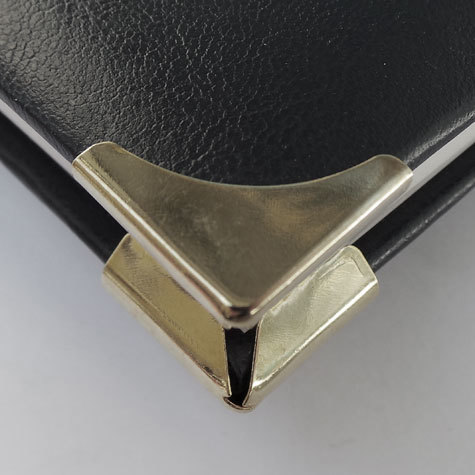 legatoria Angolino metallico bianco 18mm per lato, protegge copertine spesse fino a 4mm.