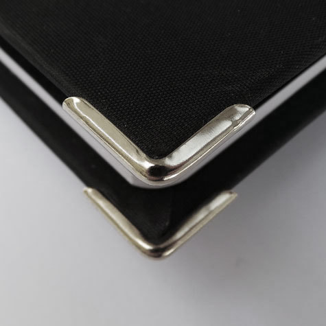legatoria Angolino metallico bianco 15mm per lato, protegge copertine spesse fino a 2mm.