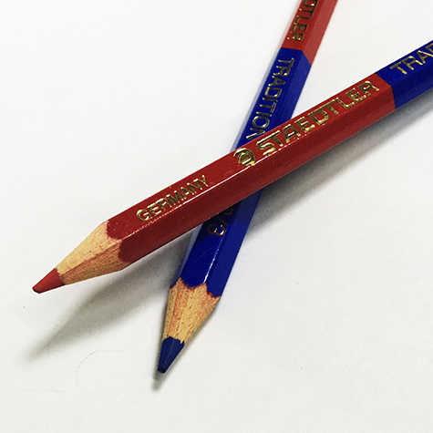 gbc Matita Tradition 118-2-3 bicolore rosso-blu STAEDTLER  fusto grosso a sezione esagonale, diametro 10mm.. Affilata.