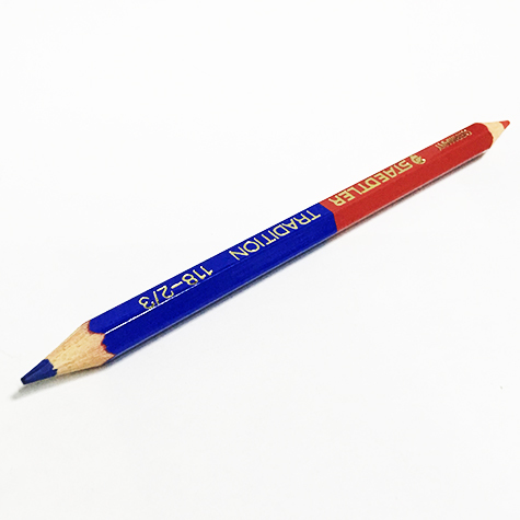 gbc Matita Tradition 118-2-3 bicolore rosso-blu STAEDTLER  fusto grosso a sezione esagonale, diametro 10mm.. Affilata.