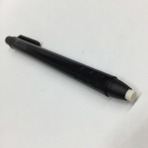 gbc Gomma matita a scatto NERA E-knock, NERA. Dimensioni 130x10mm. Un-Ball Auto GOMMA in penna per correzione per matita. EH-100P.