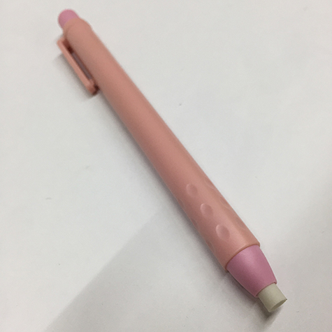 gbc Gomma matita a scatto ROSA E-knock, ROSA. Dimensioni 130x10mm. Un-Ball Auto GOMMA in penna per correzione per matita. EH-100P.